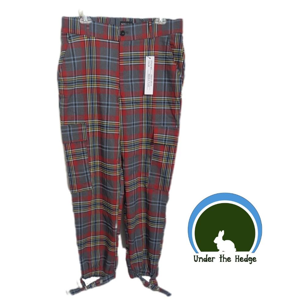 NWT Body by Us Red Tartan Grommet Cargo Pants 1X Stretch grunge punk goth
